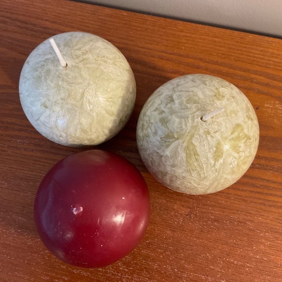 **Free with Purchase** Candles - Rustic Ball Candles - Set of 3 - Picture 4 of 12